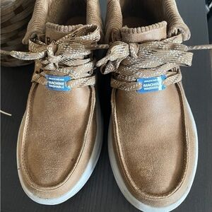 Sketchers Bob's women's brown shoe bootie 7.5